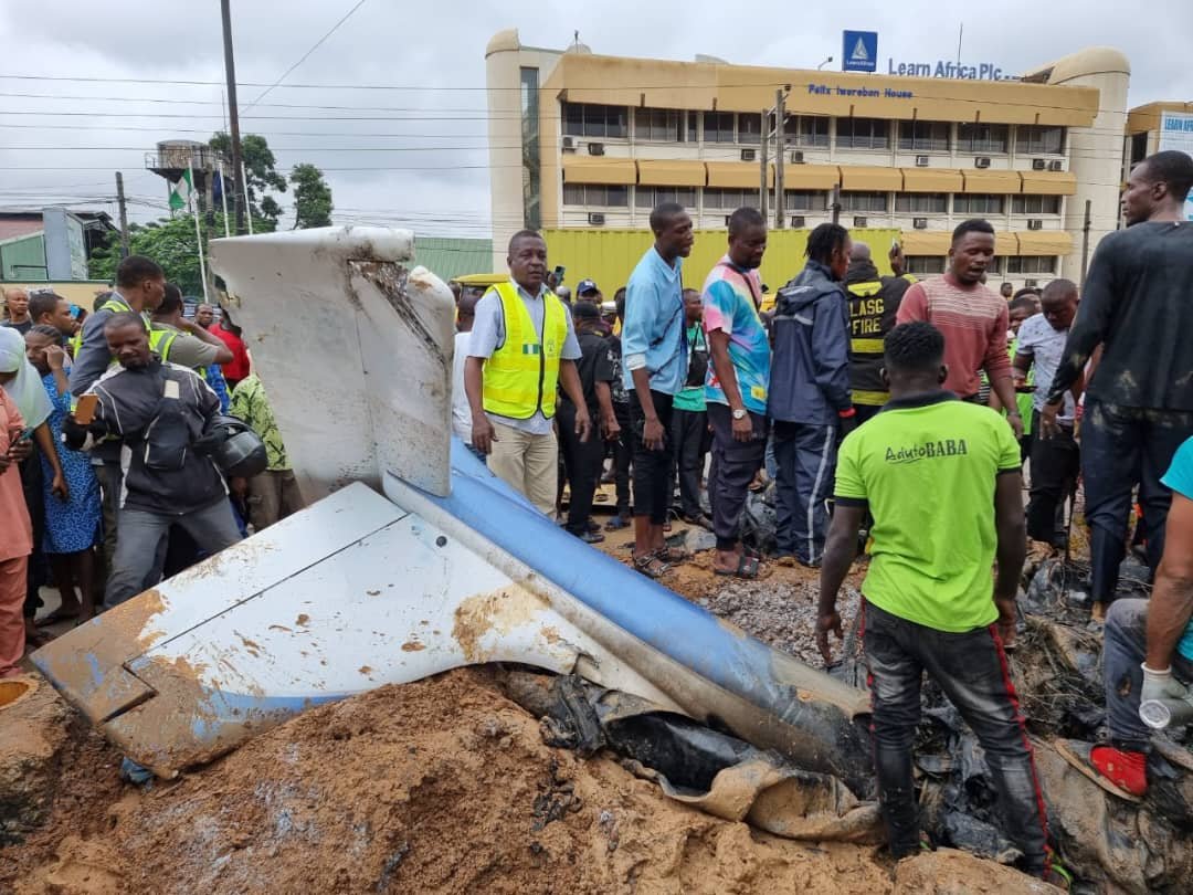 Breaking: Helicopter crashes in Lagos