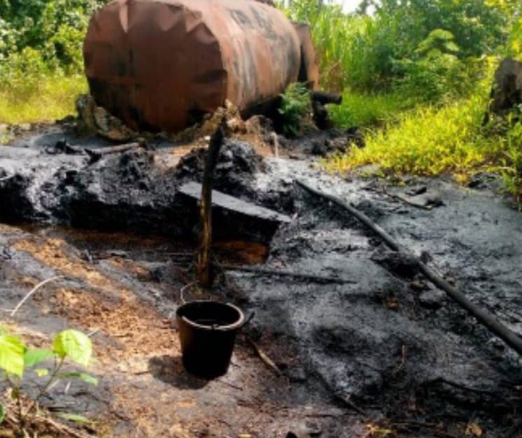 Nigerian Army troops nab oil theives in Imo, Delta States