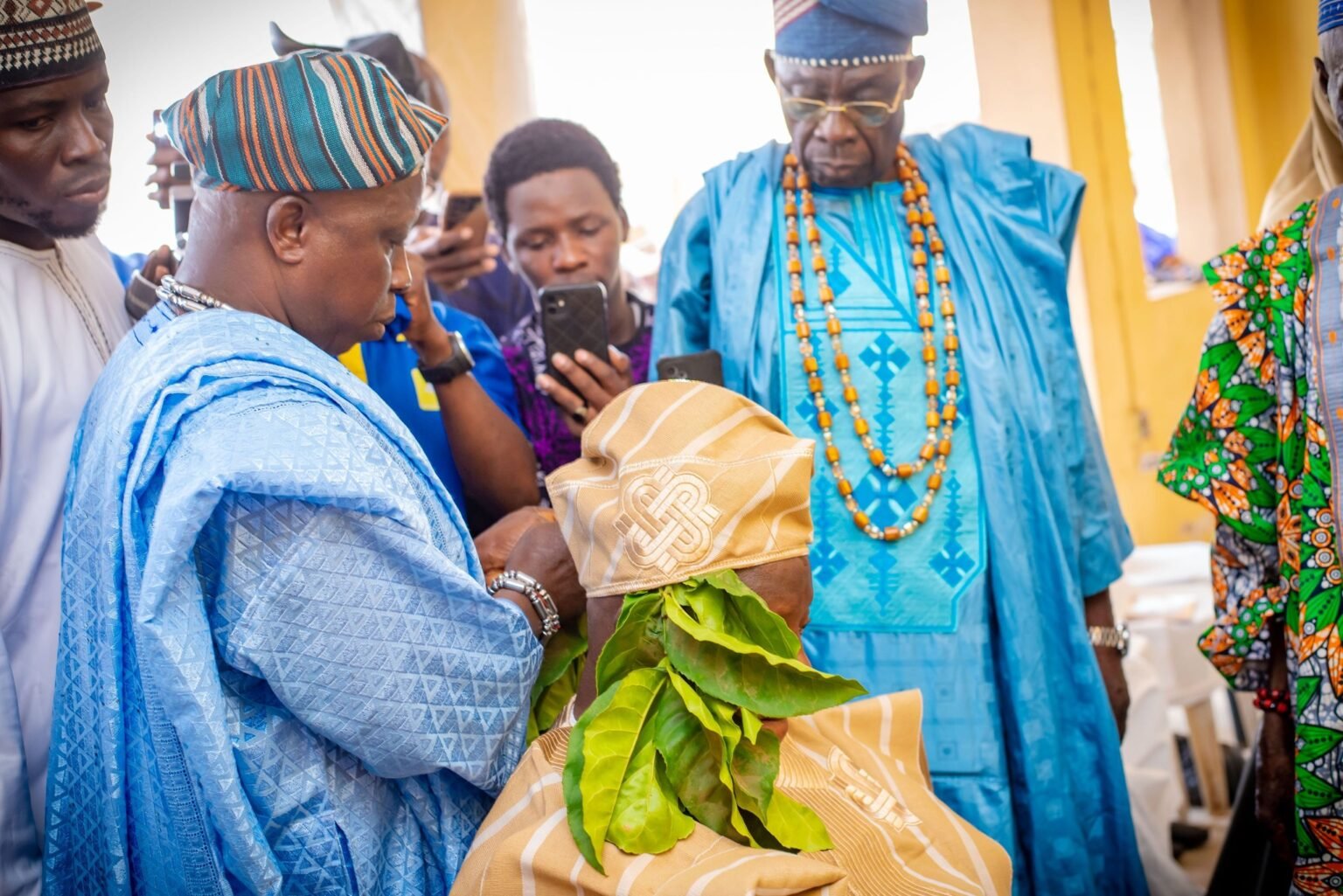 Busari Elerin of Erin-ile Kingdom installs Alhaji Lateef Olawale Busari as ...