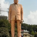 Nana-Addo_statue_original-768x1024