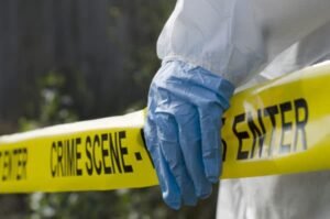 crime-scene-investigation-33320860-600x397