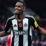 Isak puts future on hold as Newcastle chase historic Carabao Cup glory