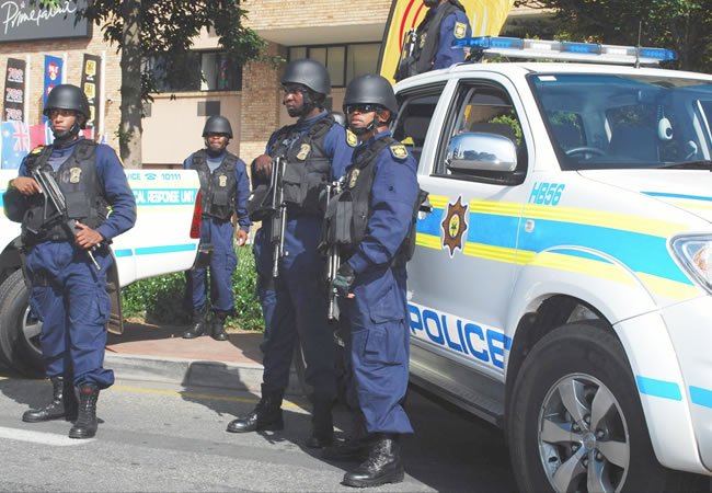 South-African-Policemen